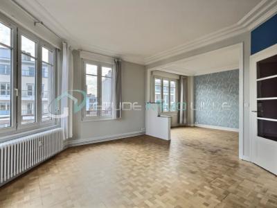 For sale Lille 3 rooms 94 m2 Nord (59000) photo 2