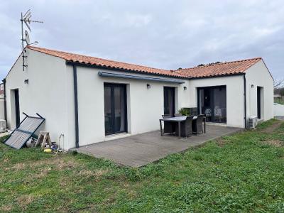 For sale Mathes 5 rooms 110 m2 Charente maritime (17570) photo 0
