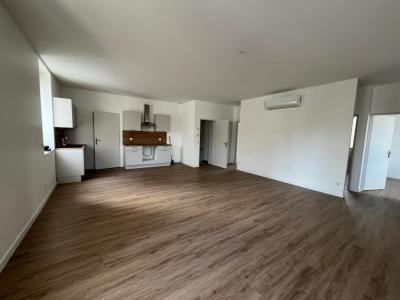 For rent Narbonne 4 rooms 91 m2 Aude (11100) photo 0