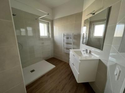 For rent Narbonne 4 rooms 91 m2 Aude (11100) photo 2