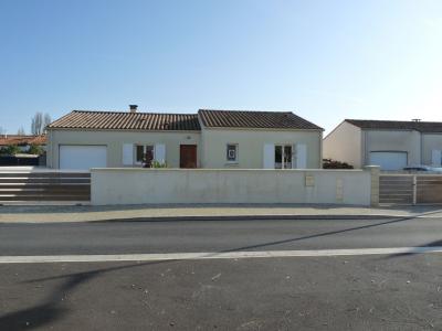 For sale Tonnay-charente 4 rooms 81 m2 Charente maritime (17430) photo 0