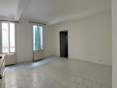 For rent Arles 2 rooms 47 m2 Bouches du Rhone (13200) photo 0