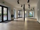 For rent Commercial office Paris-17eme-arrondissement  85 m2