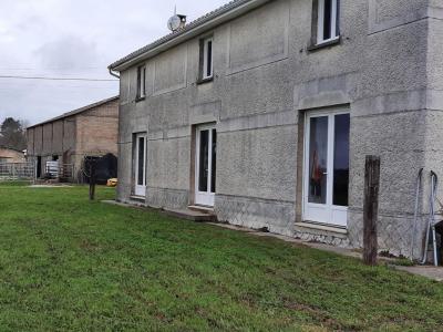 For sale Montendre 5 rooms 160 m2 Charente maritime (17130) photo 0