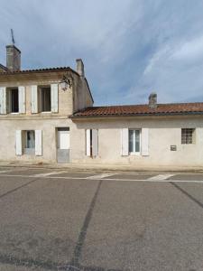 For sale Blaye 4 rooms 100 m2 Gironde (33390) photo 1