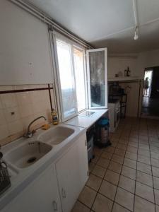 For sale Blaye 4 rooms 100 m2 Gironde (33390) photo 4