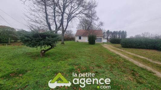 For sale Vierzon 4 rooms 95 m2 Cher (18100) photo 0