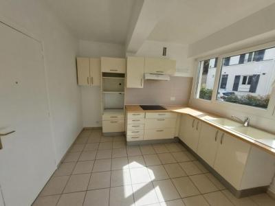 For rent Bougival 4 rooms 129 m2 Yvelines (78380) photo 1