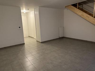 For sale Montlhery 3 rooms 75 m2 Essonne (91310) photo 1