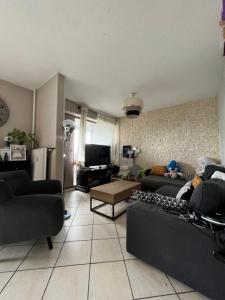 For sale Talence 4 rooms 78 m2 Gironde (33400) photo 2