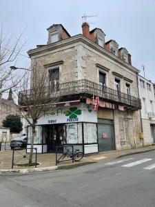 For sale Perigueux 220 m2 Dordogne (24000) photo 0