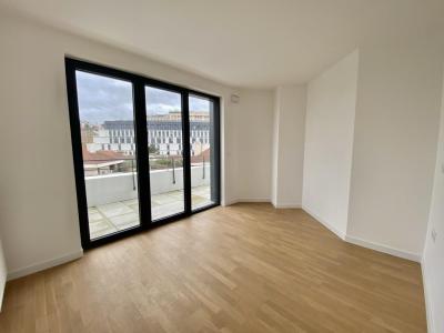 Louer Appartement Suresnes 2133 euros
