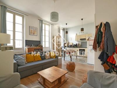 For sale Marseille-6eme-arrondissement 3 rooms 67 m2 Bouches du Rhone (13006) photo 0