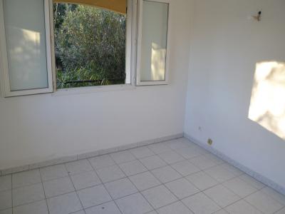 For sale Roquemaure 6 rooms 142 m2 Gard (30150) photo 3