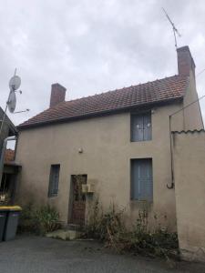 For sale Commentry 3 rooms 35 m2 Allier (03600) photo 0
