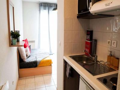 For sale Beziers 1 room 24 m2 Herault (34500) photo 2