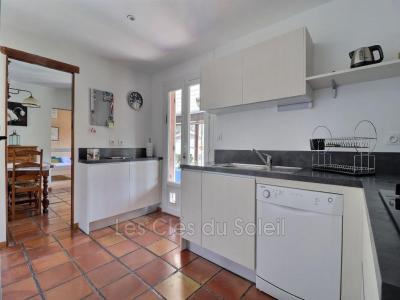 For sale Gareoult 6 rooms 125 m2 Var (83136) photo 3