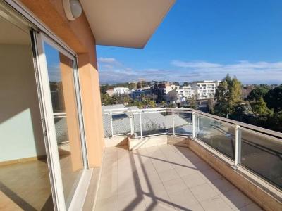 For sale Antibes 3 rooms 63 m2 Alpes Maritimes (06600) photo 2