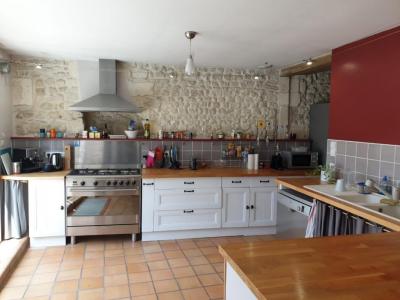 For sale Saint-jean-d'angely 5 rooms 186 m2 Charente maritime (17400) photo 1