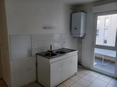 For rent Grenoble 3 rooms 69 m2 Isere (38000) photo 1