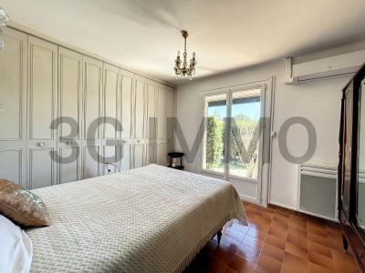 For sale Marguerittes 4 rooms 121 m2 Gard (30320) photo 3