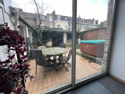 For sale Lille 3 rooms 61 m2 Nord (59000) photo 0