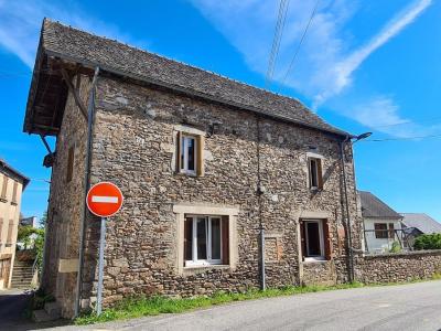 For sale Pradinas 8 rooms 130 m2 Aveyron (12240) photo 0