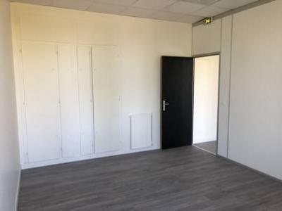 For rent Villiers-sur-marne 2 rooms Val de Marne (94350) photo 0