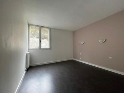 Annonce Location 3 pices Appartement Chamalieres 63