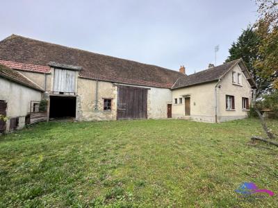 For sale Chateaumeillant 4 rooms 100 m2 Cher (18370) photo 0