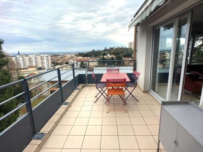 For sale Oullins 4 rooms 99 m2 Rhone (69600) photo 3