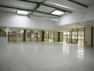 For rent Commerce Saint-thibault-des-vignes  1051 m2