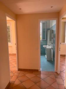 For sale Cannes 9 rooms 220 m2 Alpes Maritimes (06400) photo 3