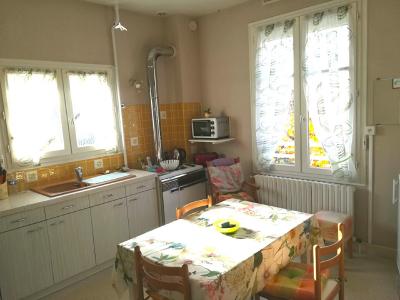 For sale Pers 4 rooms 80 m2 Cantal (15290) photo 3