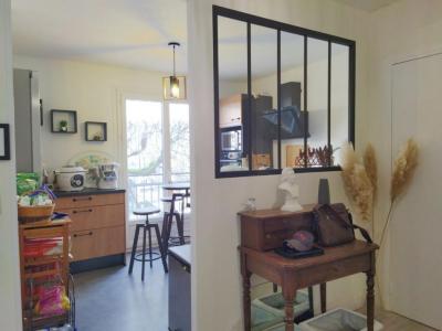 For sale Lisieux 3 rooms 81 m2 Calvados (14100) photo 2