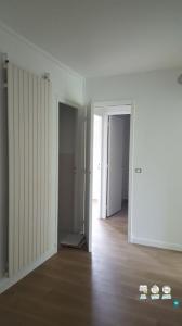 For rent Plaisir 4 rooms 94 m2 Yvelines (78370) photo 3