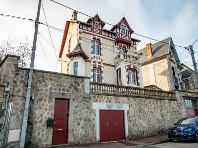 For sale Limoges 8 rooms 204 m2 Haute vienne (87000) photo 0