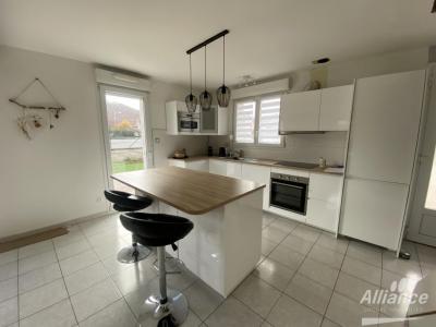 For sale Mathay 4 rooms 86 m2 Doubs (25700) photo 0