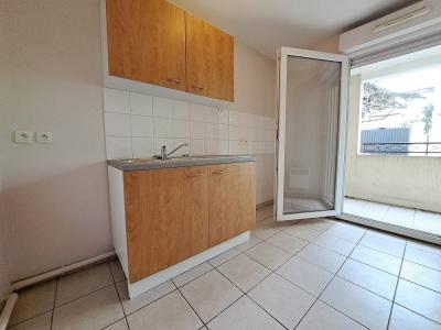 For sale Bordeaux 2 rooms 46 m2 Gironde (33000) photo 2