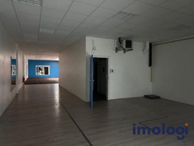 For rent Pontarlier 511 m2 Doubs (25300) photo 4