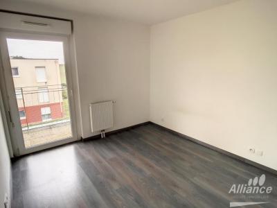 For sale Montbeliard 2 rooms 37 m2 Doubs (25200) photo 3