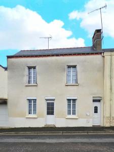 For sale Cande 5 rooms 91 m2 Maine et loire (49440) photo 0