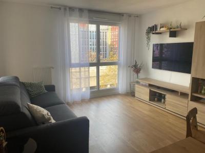 For sale Romainville 3 rooms 61 m2 Seine saint denis (93230) photo 0