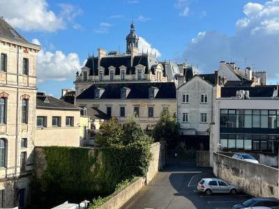 For sale Vannes 3 rooms 77 m2 Morbihan (56000) photo 0