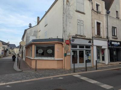 For sale Montargis 105 m2 Loiret (45200) photo 0