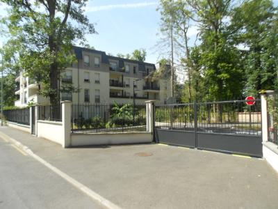 For rent Dammarie-les-lys 2 rooms 40 m2 Seine et marne (77190) photo 0