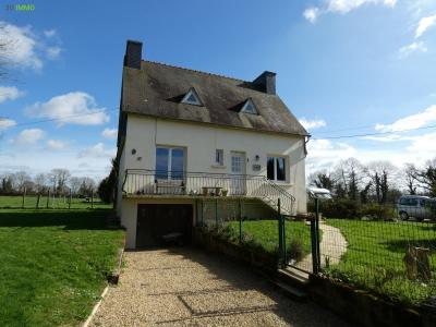 For sale Carhaix-plouguer 4 rooms 99 m2 Finistere (29270) photo 1