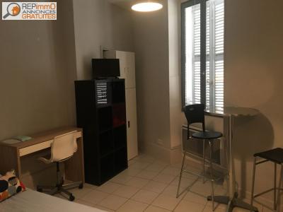 For rent Nantes 1 room 25 m2 Loire atlantique (44300) photo 2