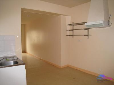 For rent Chateaumeillant 3 rooms 48 m2 Cher (18370) photo 3