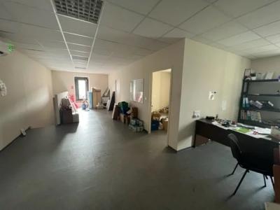 For rent Auch 335 m2 Gers (32000) photo 2